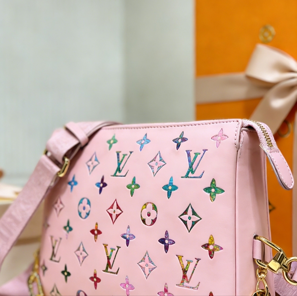 <AUTHENTIC>Louis Vuitton Crossbody Bag Pink - Picture 3 of 6